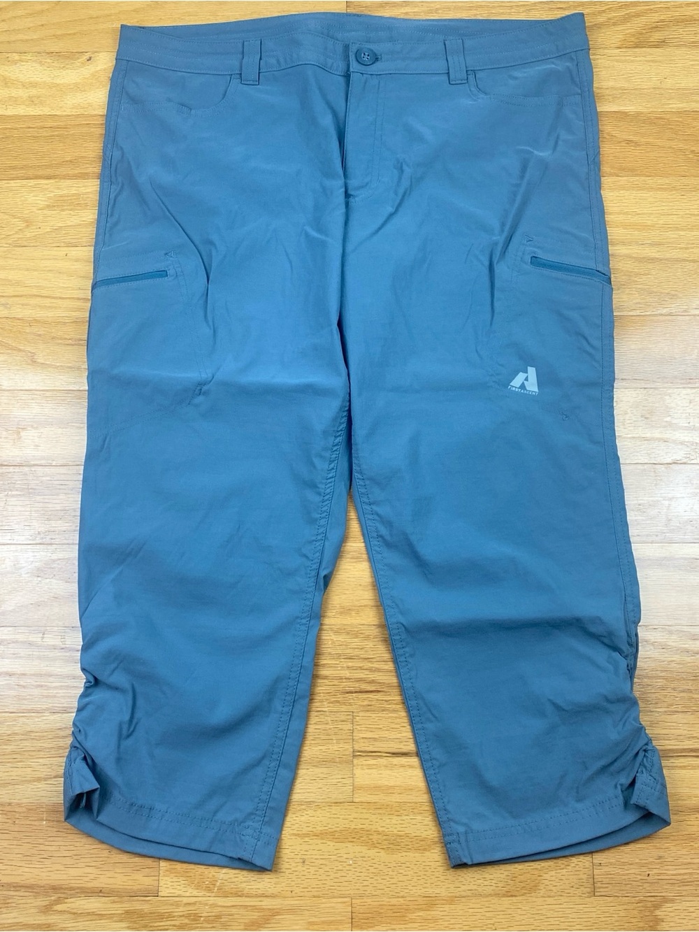 Eddie Bauer First Ascent Pants Womens T16 Gray Nylon Stretch Outdoor Hiking Crop